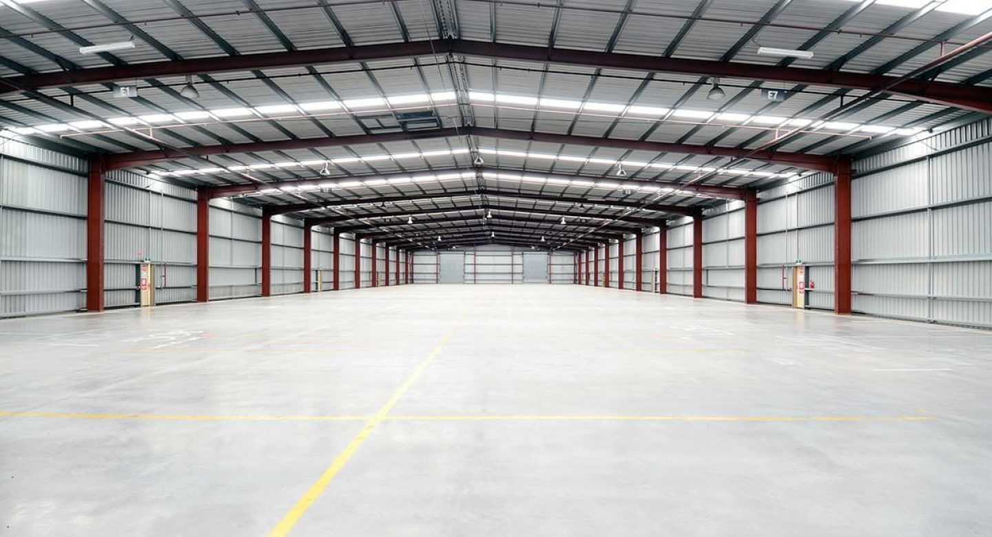 Mulit purpose industrial warehouse for lease in Hemmant QLD