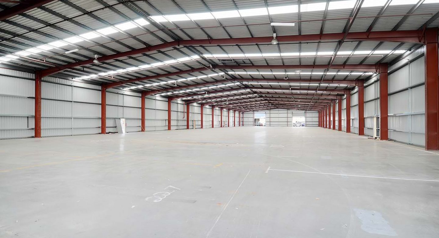 Mulit purpose industrial warehouse for lease in Hemmant QLD
